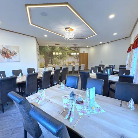 Muster-stueberl * Predlitz