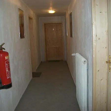 Muster-stueberl Apartament *